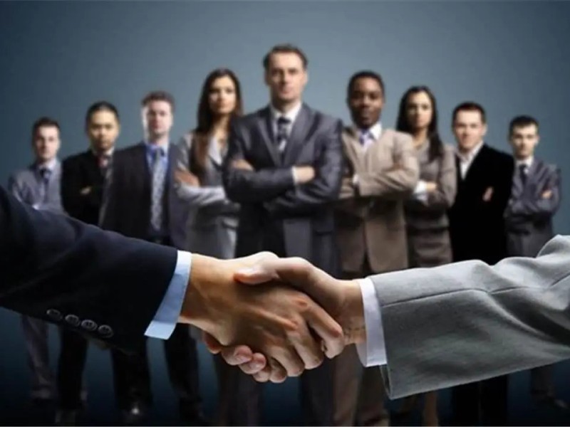 Hình ảnh cộng đồng 98vin và 98win01 đang kết nối và chia sẻ kinh nghiệm chơi game